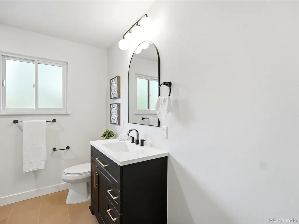 7209 Secrest Court Arvada CO 80007