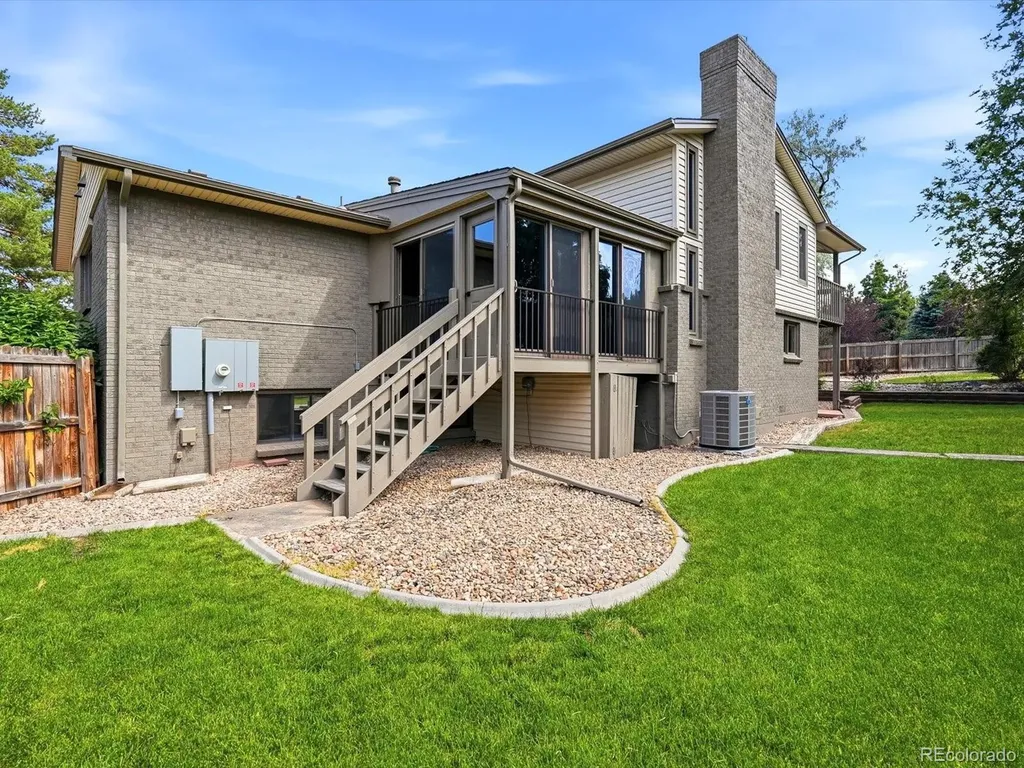 7209 Secrest Court Arvada CO 80007