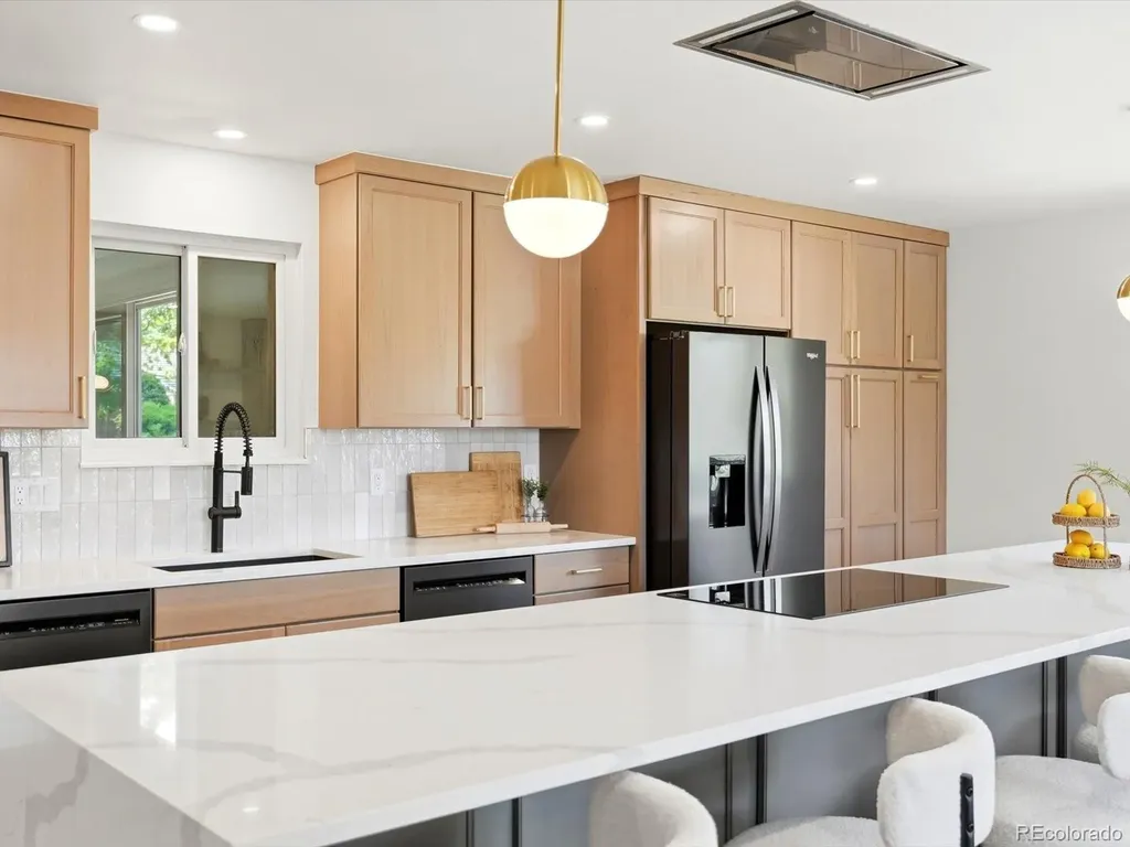 7209 Secrest Court Arvada CO 80007