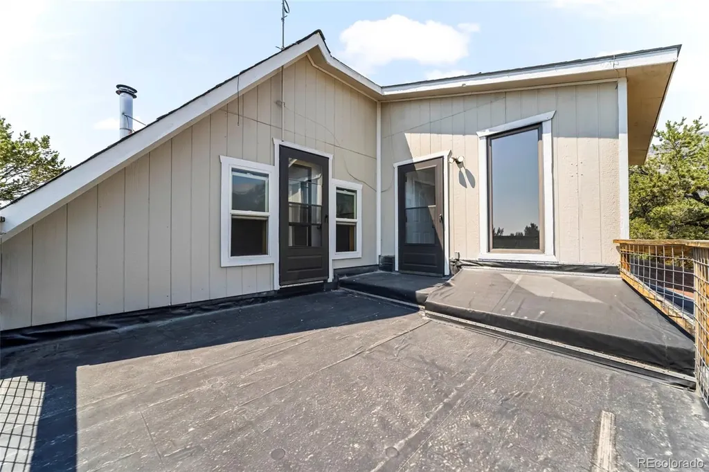 111 Skyview Way Crestone CO 81131