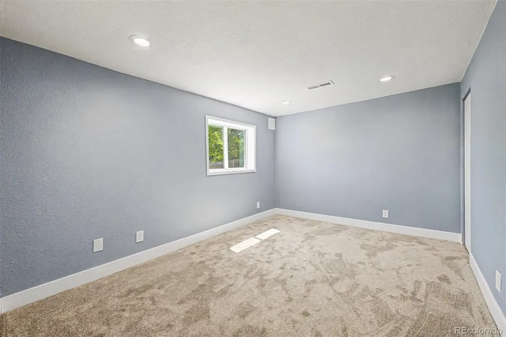 5502 S Moore Street Littleton CO 80127