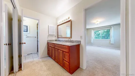 1450 S Oakland Street Aurora CO 80012