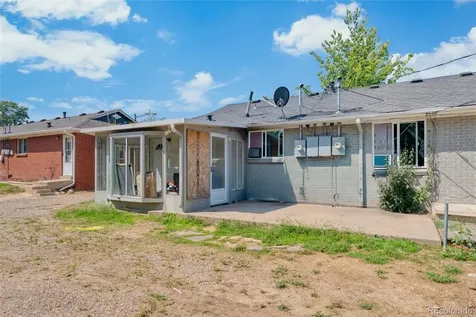 384 Dayton St Street Aurora CO 80010