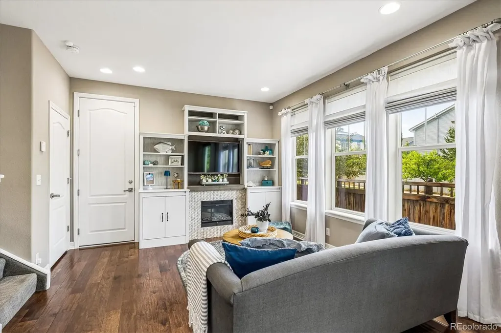 11053 E 28th Place Denver CO 80238