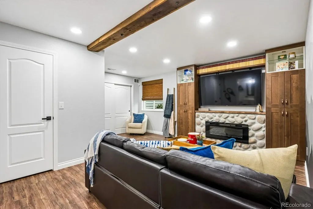 11053 E 28th Place Denver CO 80238