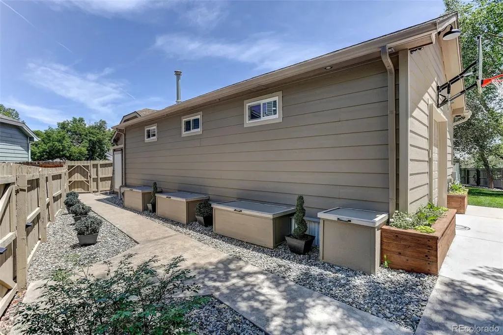 1507 S Seibert Court Superior CO 80027