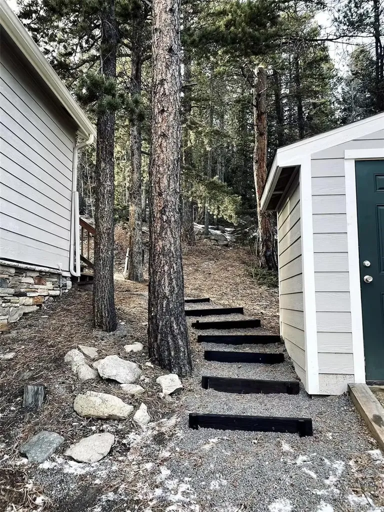 126 Signal Rock Road Golden CO 80403