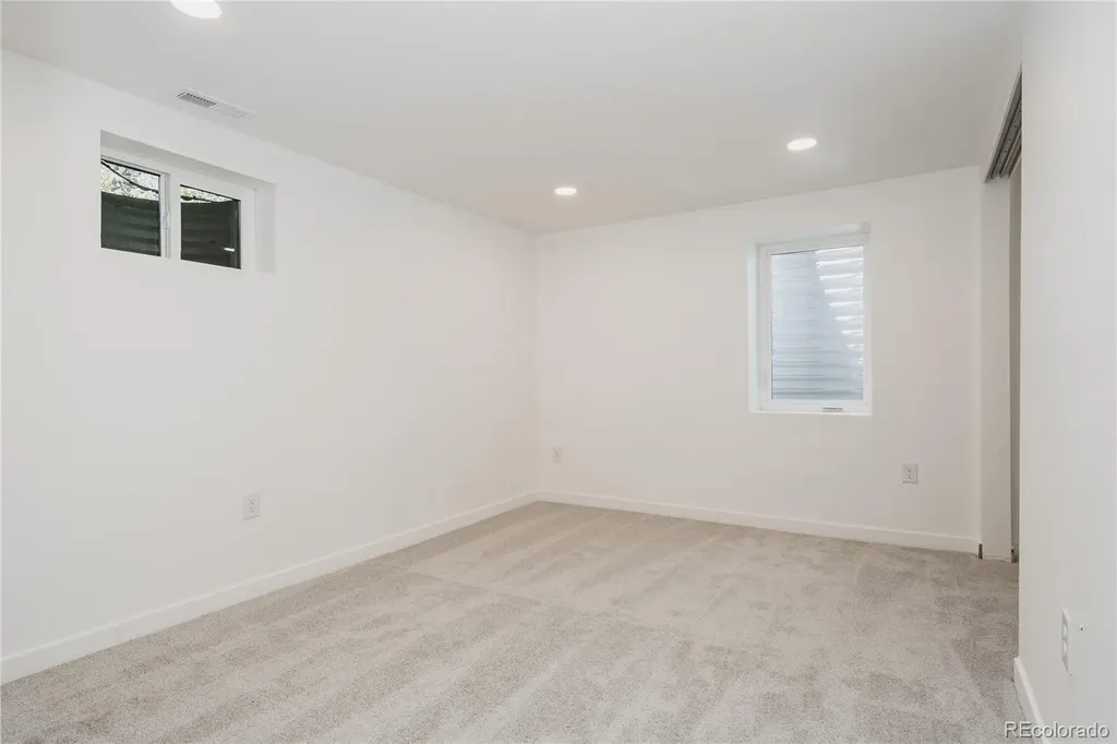 6108 S Lakeview Street Littleton CO 80120