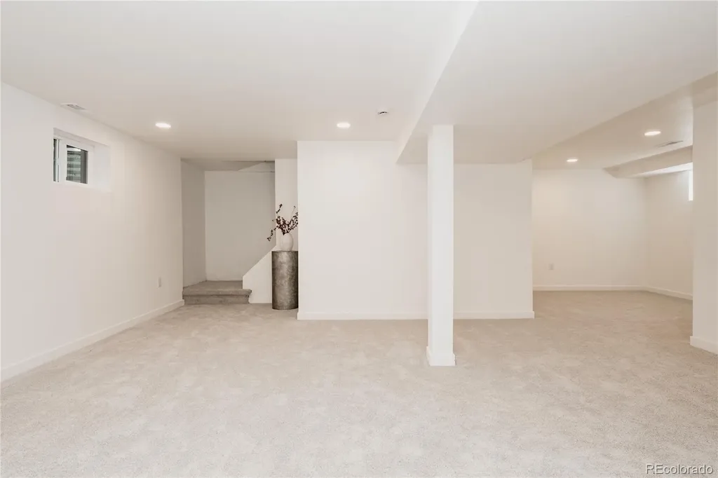 6108 S Lakeview Street Littleton CO 80120
