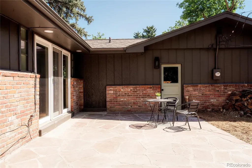 6108 S Lakeview Street Littleton CO 80120