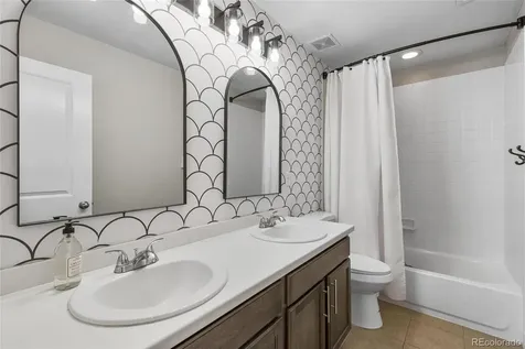 9864 Eagle River Street Littleton CO 80125