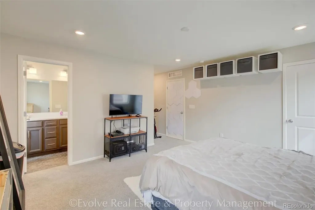 21332 E 60th Avenue Aurora CO 80019