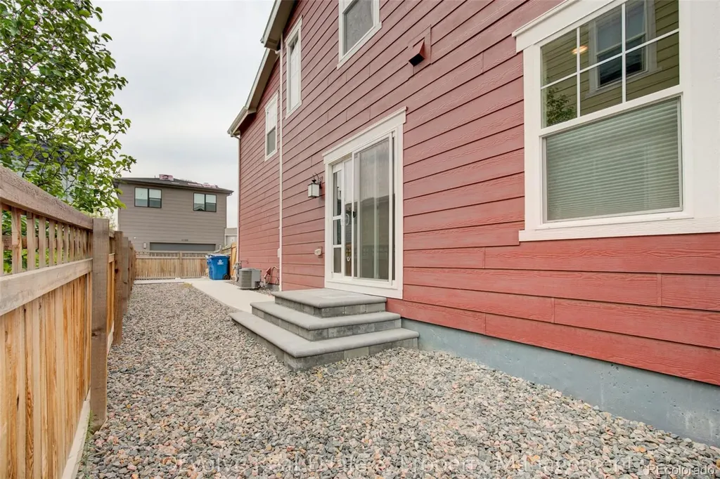 21332 E 60th Avenue Aurora CO 80019