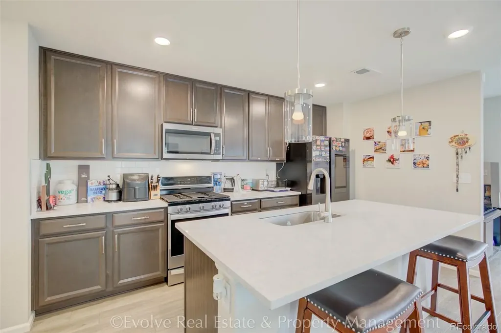 21332 E 60th Avenue Aurora CO 80019