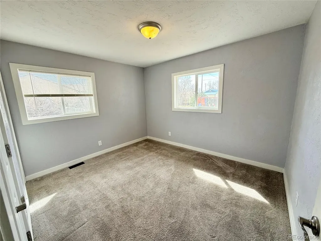 323 Sioux Avenue Simla CO 80835