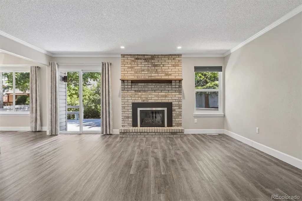 6755 E Kettle Avenue Centennial CO 80112