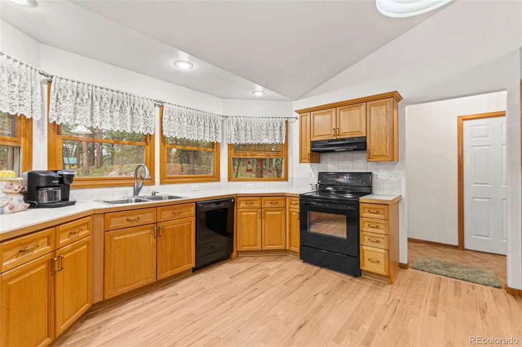 34525 Forest Park Drive Elizabeth CO 80107
