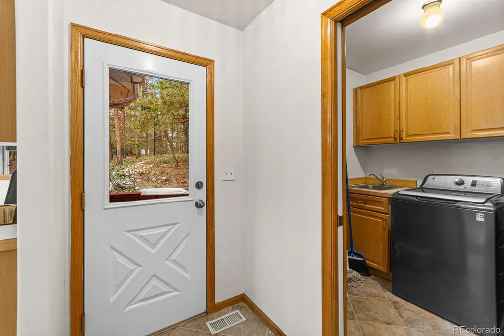 34525 Forest Park Drive Elizabeth CO 80107