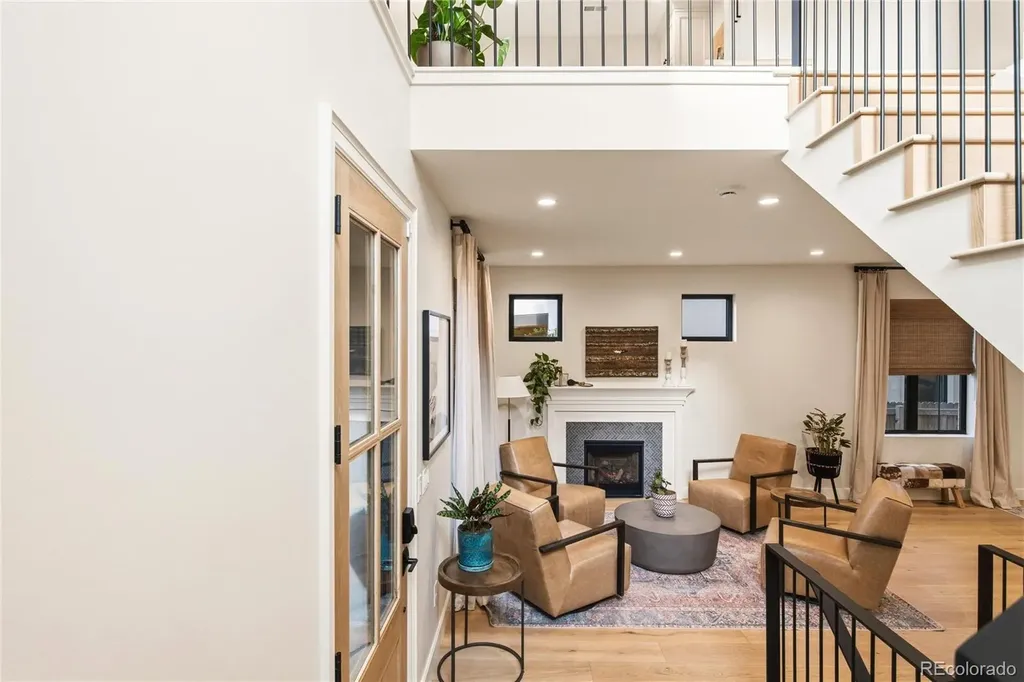 3364 W Moncrieff Place Denver CO 80211