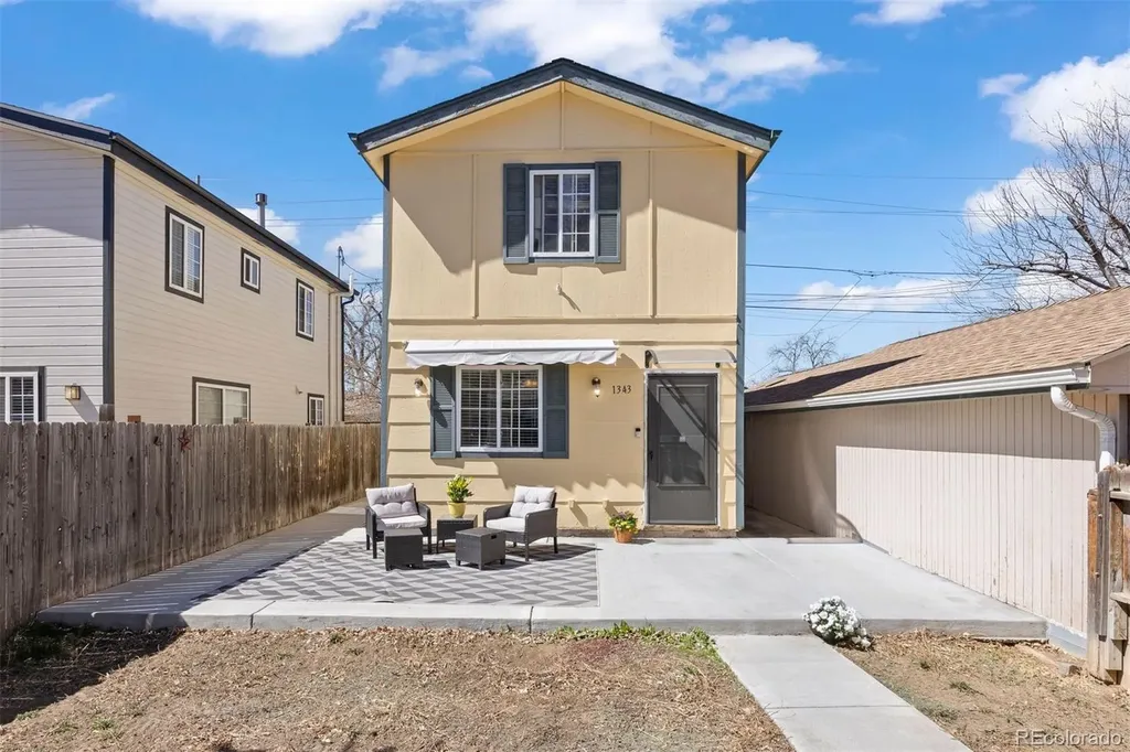 1343 Valentia Street Denver CO 80220