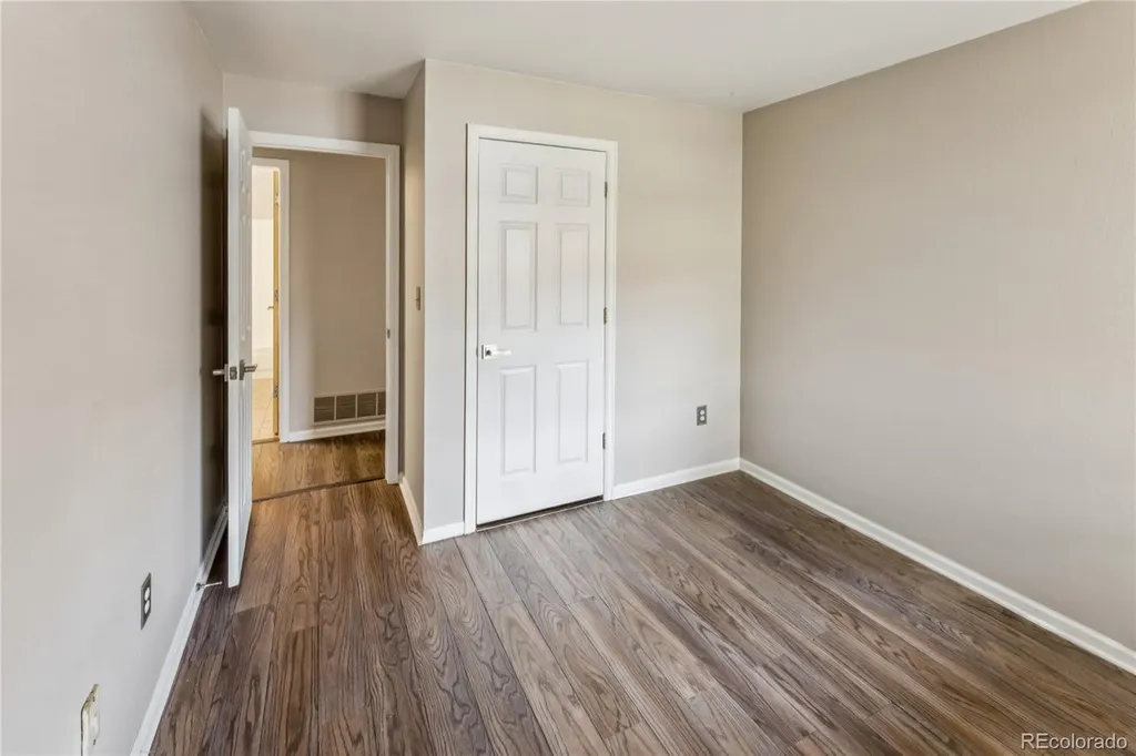 2181 S Troy Way Aurora CO 80014