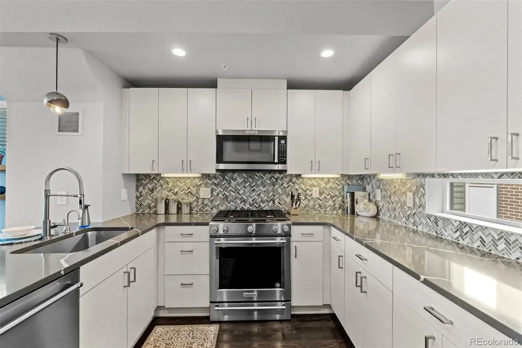 1573 Grove Street Denver CO 80204