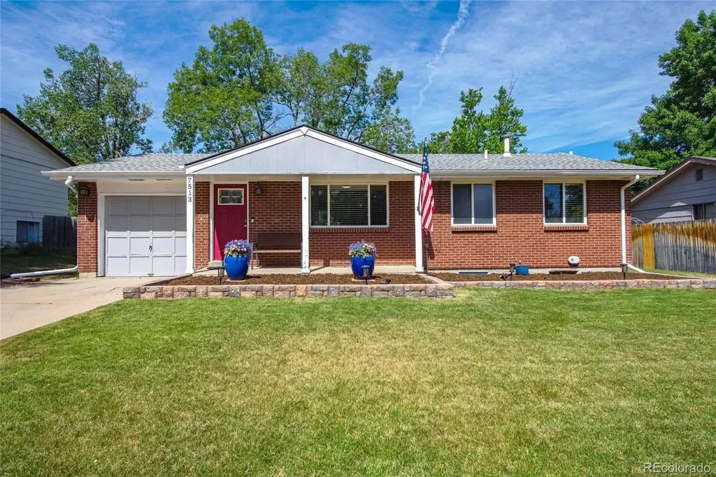 7513 Saulsbury Street Arvada CO 80003