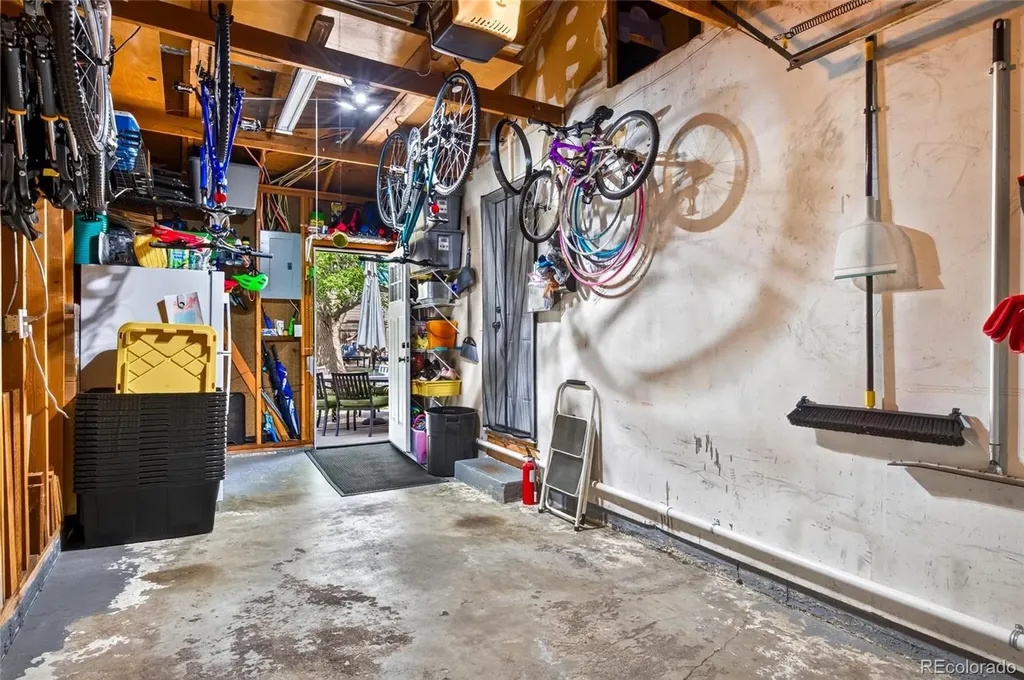 7513 Saulsbury Street Arvada CO 80003