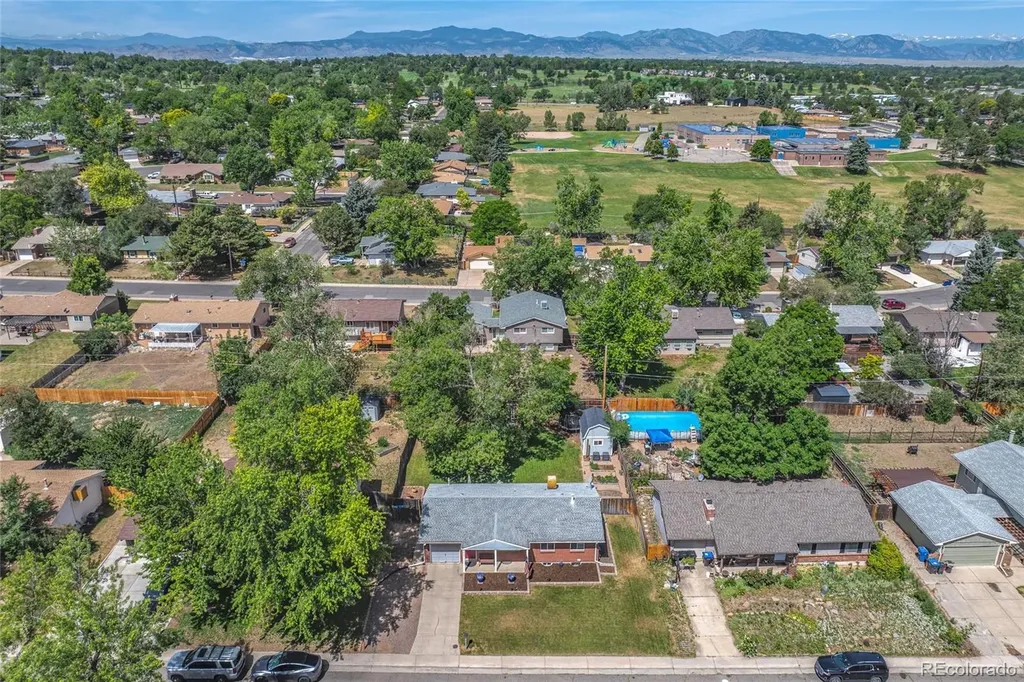 7513 Saulsbury Street Arvada CO 80003