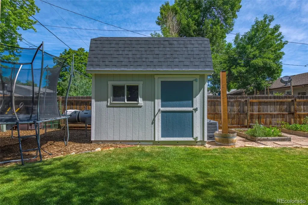 7513 Saulsbury Street Arvada CO 80003