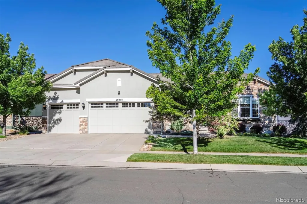 16005 Quandary Loop Broomfield CO 80023