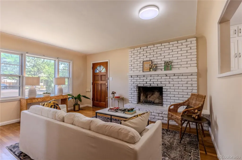 4077 S Washington Street Englewood CO 80113