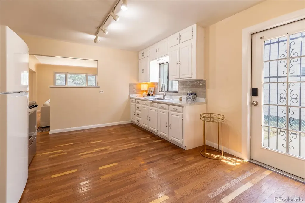 4077 S Washington Street Englewood CO 80113
