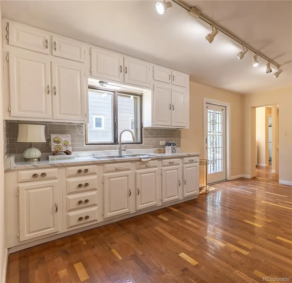 4077 S Washington Street Englewood CO 80113