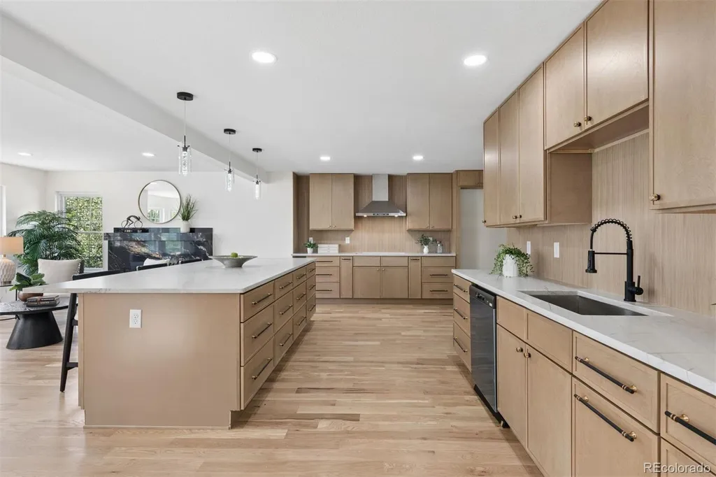 16526 E Alamo Place Centennial CO 80115