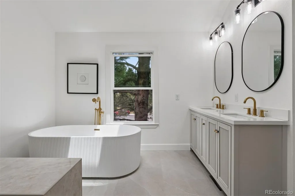 16526 E Alamo Place Centennial CO 80115