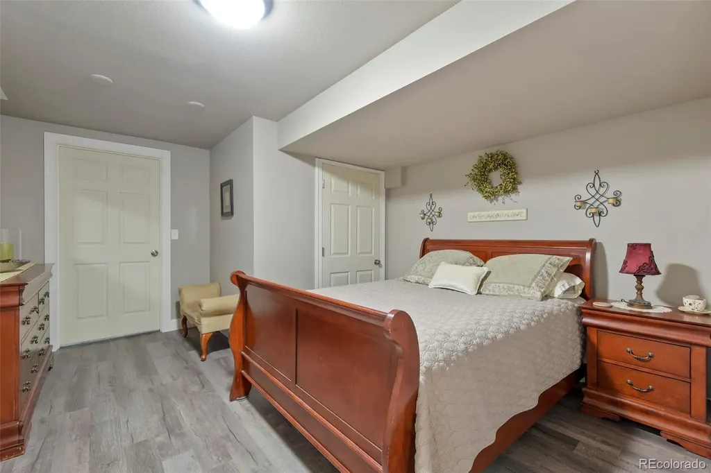 9917 Hawthorne Street Highlands Ranch CO 80126