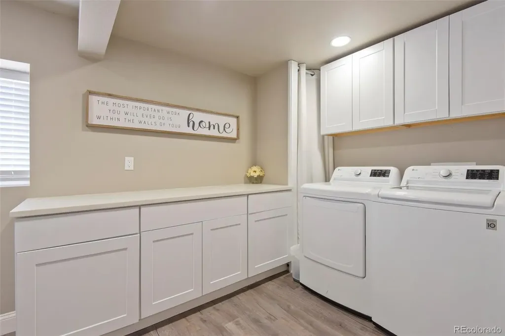 9917 Hawthorne Street Highlands Ranch CO 80126
