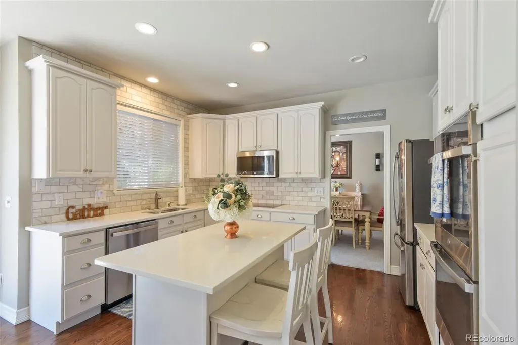 9917 Hawthorne Street Highlands Ranch CO 80126