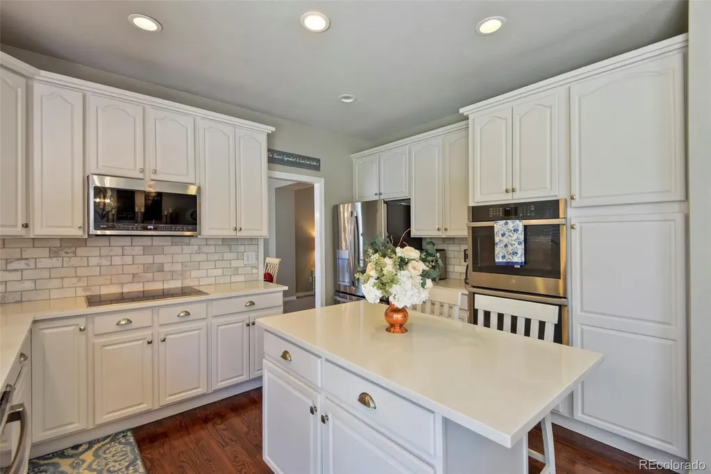 9917 Hawthorne Street Highlands Ranch CO 80126