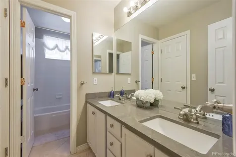 9917 Hawthorne Street Highlands Ranch CO 80126