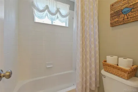 9917 Hawthorne Street Highlands Ranch CO 80126
