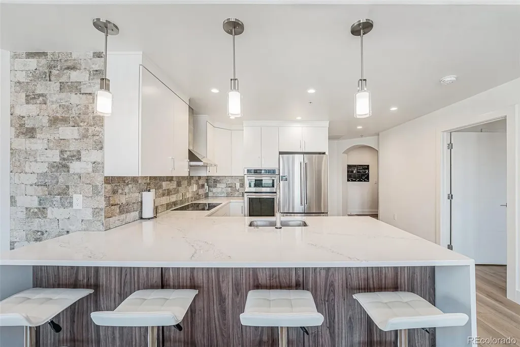 925 N Lincoln Street Denver CO 80203
