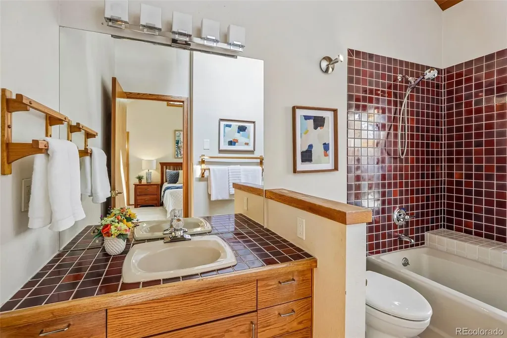 6624 Cherokee Court Niwot CO 80503