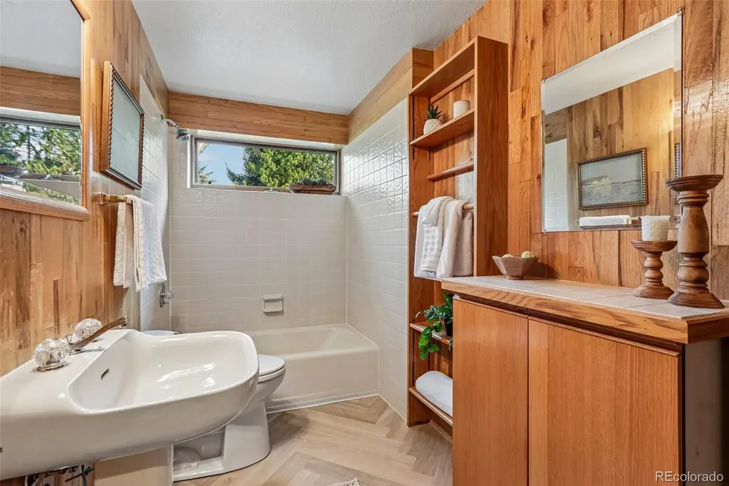6624 Cherokee Court Niwot CO 80503