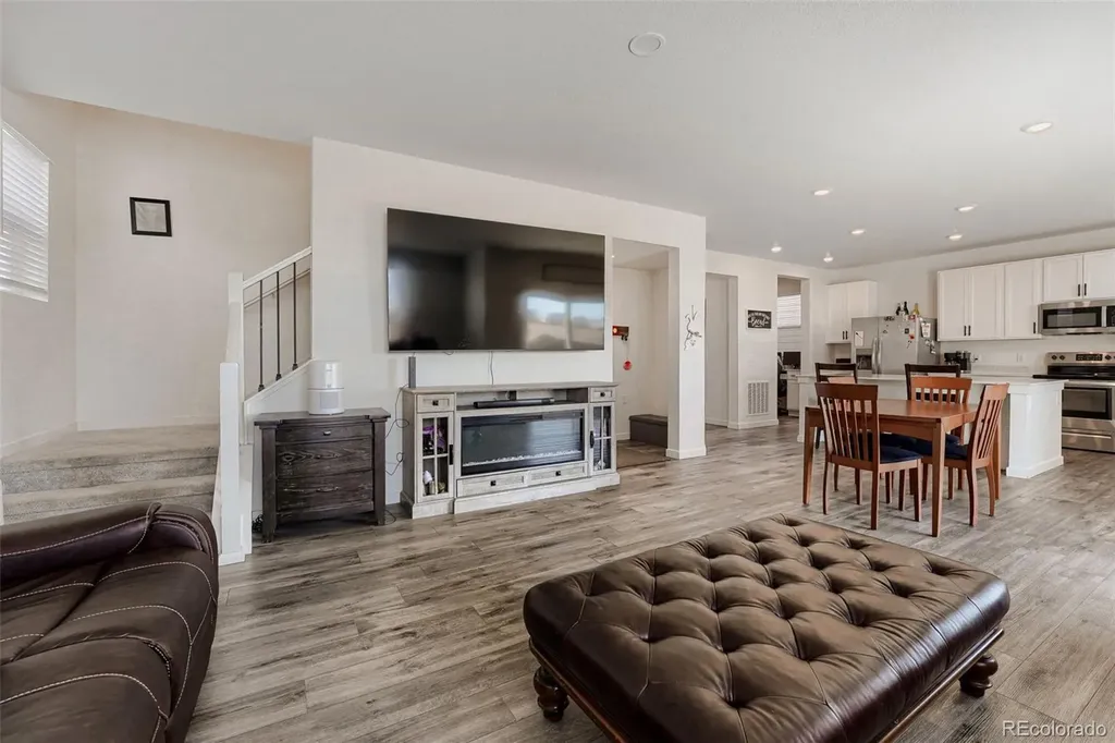 46557 Sunrise Court Bennett CO 80102