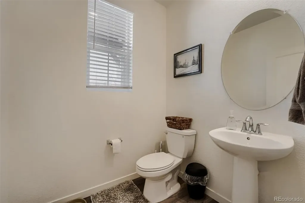 46557 Sunrise Court Bennett CO 80102