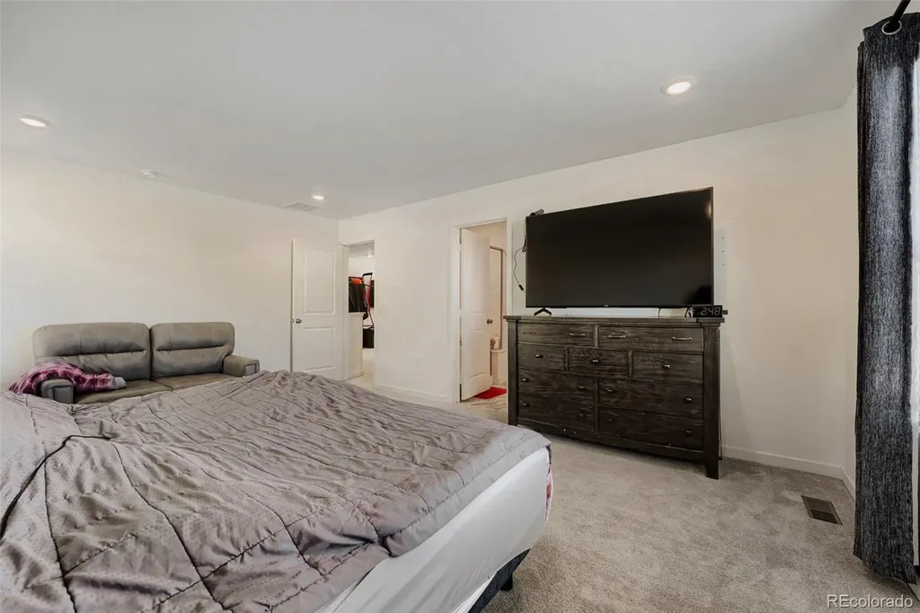 46557 Sunrise Court Bennett CO 80102