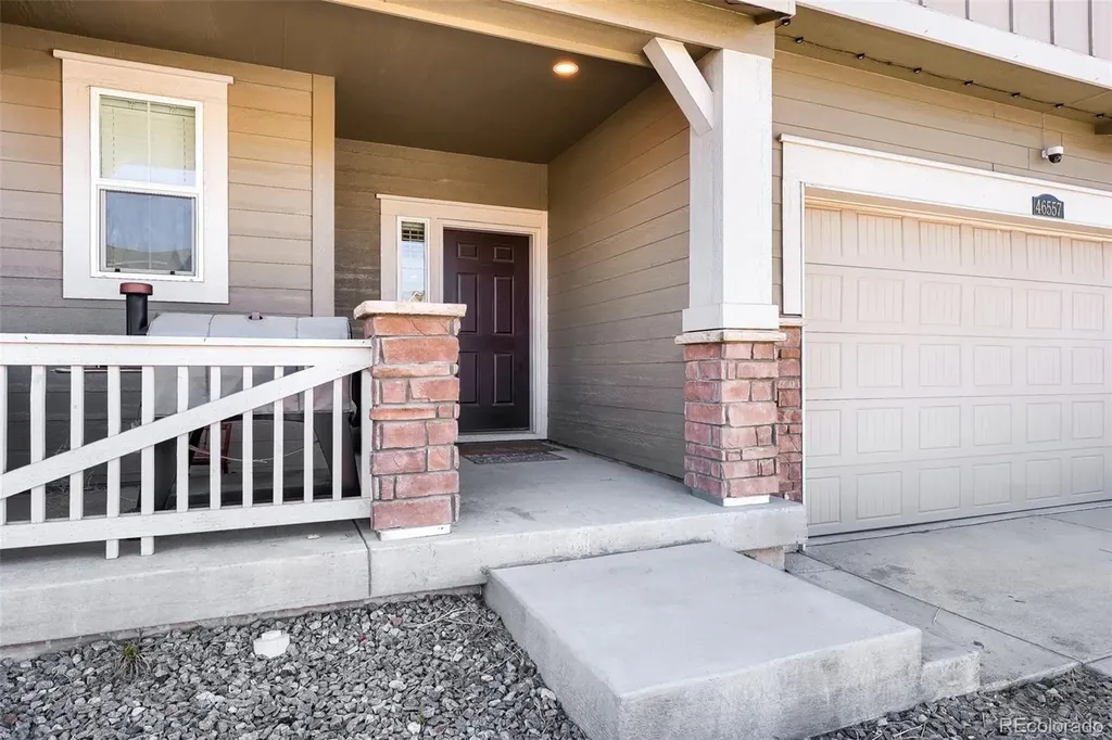 46557 Sunrise Court Bennett CO 80102