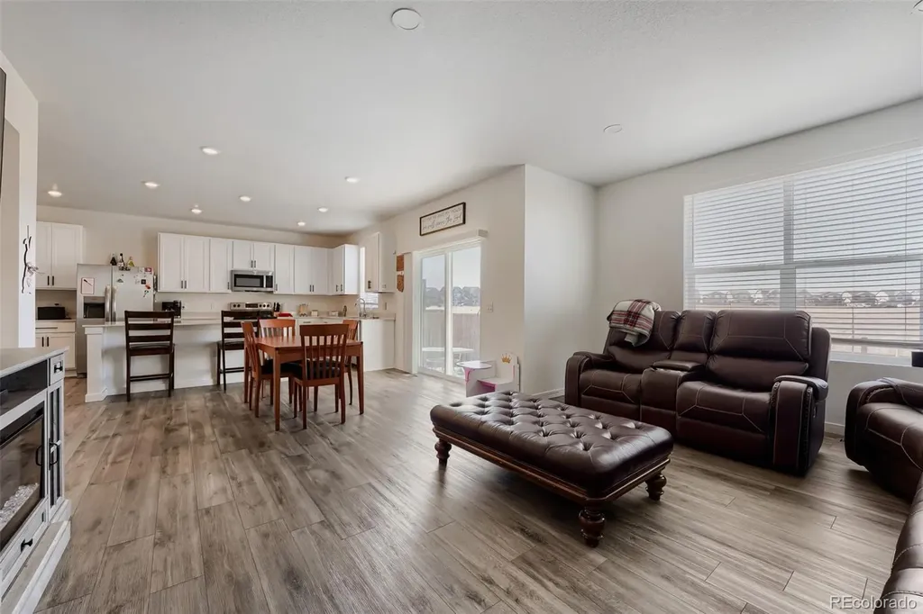 46557 Sunrise Court Bennett CO 80102